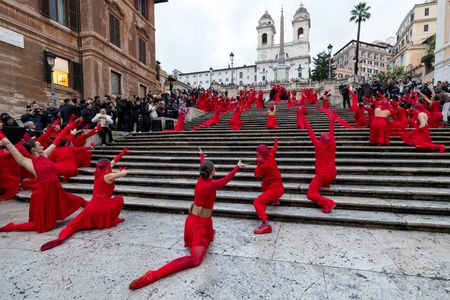 tagreuters.com2025binary_LYNXMPELAP0KK-VIEWIMAGE