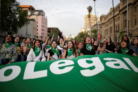 tagreuters.com2025binary_LYNXMPELAQ0LL-VIEWIMAGE