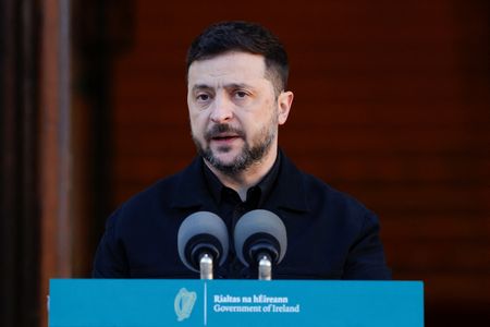 tagreuters.com2025binary_LYNXMPELB60FJ-VIEWIMAGE