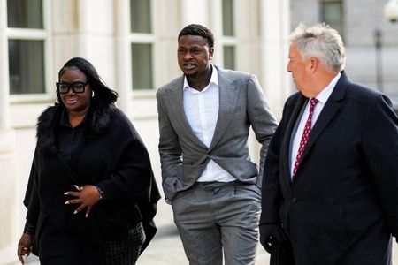 tagreuters.com2025binary_LYNXMPELB714O-VIEWIMAGE