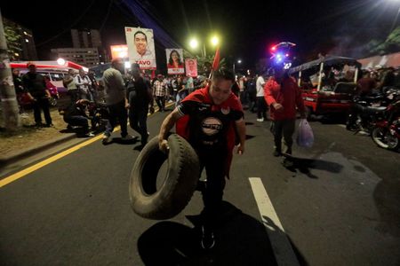 tagreuters.com2025binary_LYNXMPELB902A-VIEWIMAGE