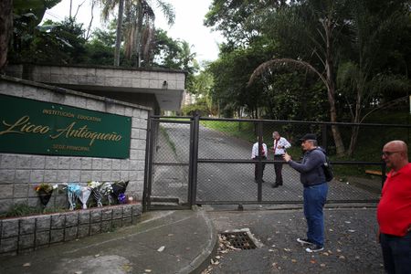 tagreuters.com2025binary_LYNXMPELBE00B-VIEWIMAGE