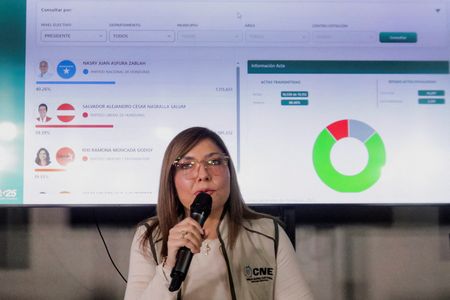 tagreuters.com2025binary_LYNXMPELBE138-VIEWIMAGE