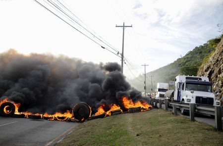 tagreuters.com2025binary_LYNXMPELBE173-VIEWIMAGE