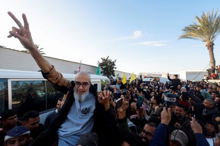 tagreuters.com2025binary_LYNXNPEL0O06A-VIEWIMAGE