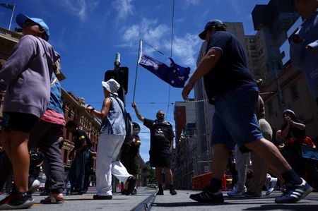 tagreuters.com2025binary_LYNXNPEL0P015-VIEWIMAGE