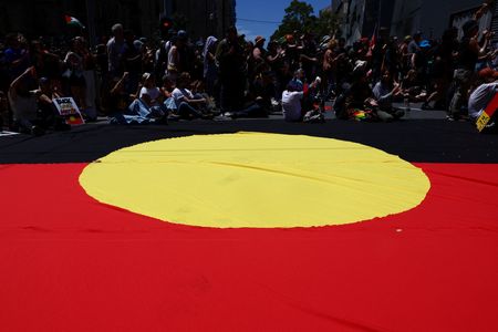 tagreuters.com2025binary_LYNXNPEL0P016-VIEWIMAGE