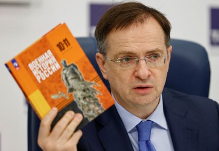 tagreuters.com2025binary_LYNXNPEL0Q0MX-VIEWIMAGE