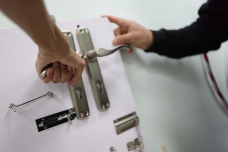 tagreuters.com2025binary_LYNXNPEL0S0D0-VIEWIMAGE