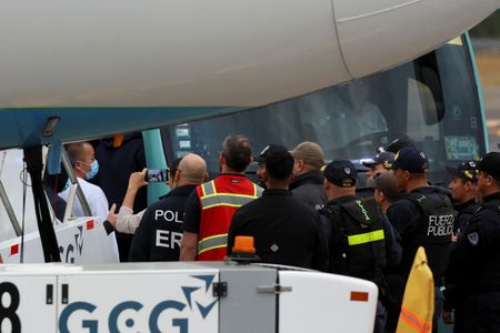 tagreuters.com2025binary_LYNXNPEL1K02O-VIEWIMAGE