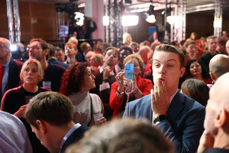 tagreuters.com2025binary_LYNXNPEL1M07R-VIEWIMAGE