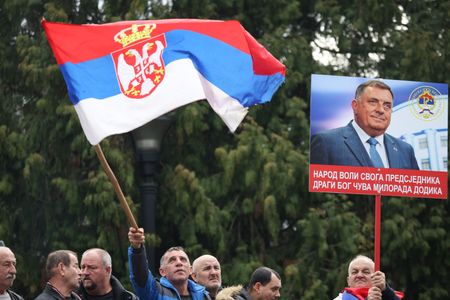 tagreuters.com2025binary_LYNXNPEL1P0P2-VIEWIMAGE