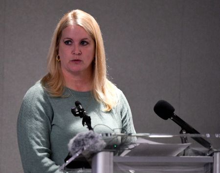 tagreuters.com2025binary_LYNXNPEL1P118-VIEWIMAGE