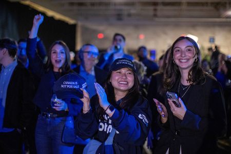 tagreuters.com2025binary_LYNXNPEL1R037-VIEWIMAGE