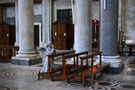 tagreuters.com2025binary_LYNXNPEL1R0BA-VIEWIMAGE