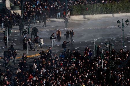 tagreuters.com2025binary_LYNXNPEL1R0M3-VIEWIMAGE