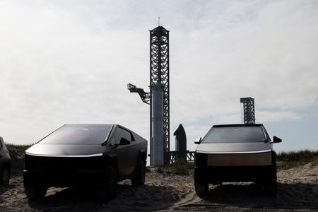 tagreuters.com2025binary_LYNXNPEL2302A-VIEWIMAGE