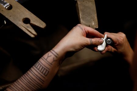 tagreuters.com2025binary_LYNXNPEL260EO-VIEWIMAGE