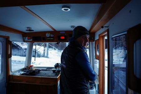 tagreuters.com2025binary_LYNXNPEL260FB-VIEWIMAGE