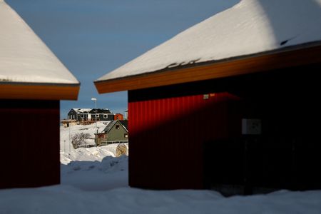 tagreuters.com2025binary_LYNXNPEL260FM-VIEWIMAGE