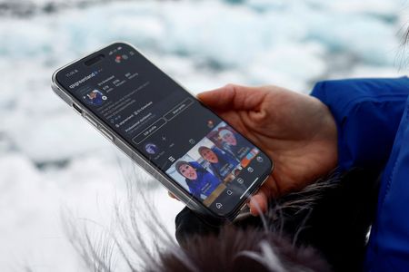 tagreuters.com2025binary_LYNXNPEL260IF-VIEWIMAGE