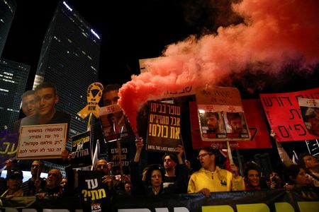 tagreuters.com2025binary_LYNXNPEL2L09L-VIEWIMAGE