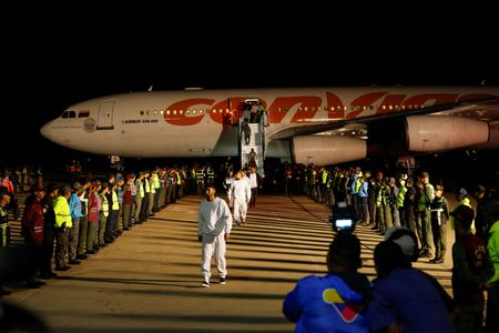 tagreuters.com2025binary_LYNXNPEL2N0NL-VIEWIMAGE