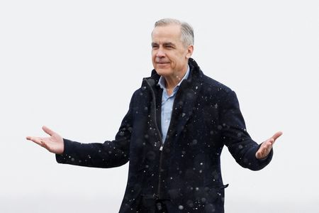 tagreuters.com2025binary_LYNXNPEL2N0Y7-VIEWIMAGE