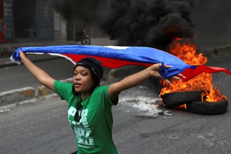 tagreuters.com2025binary_LYNXNPEL2P16C-VIEWIMAGE