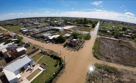 tagreuters.com2025binary_LYNXNPEL2Q0DW-VIEWIMAGE