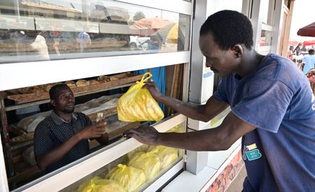 tagreuters.com2025binary_LYNXNPEL2Q0UL-VIEWIMAGE