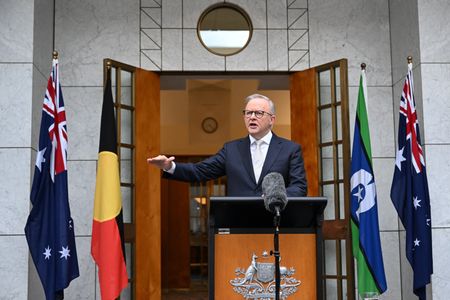 tagreuters.com2025binary_LYNXNPEL2R01G-VIEWIMAGE