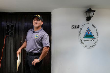 tagreuters.com2025binary_LYNXNPEL2U0V4-VIEWIMAGE