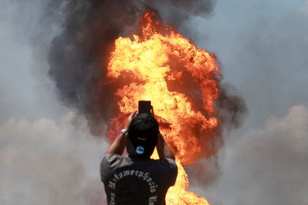 tagreuters.com2025binary_LYNXNPEL3019K-VIEWIMAGE