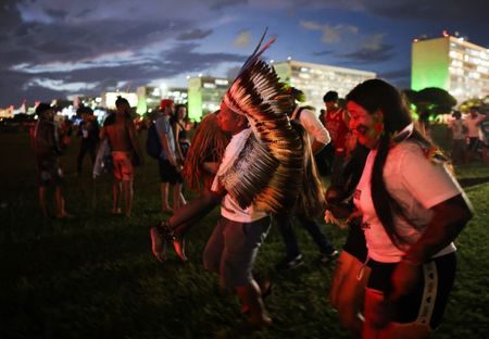 tagreuters.com2025binary_LYNXNPEL3A009-VIEWIMAGE