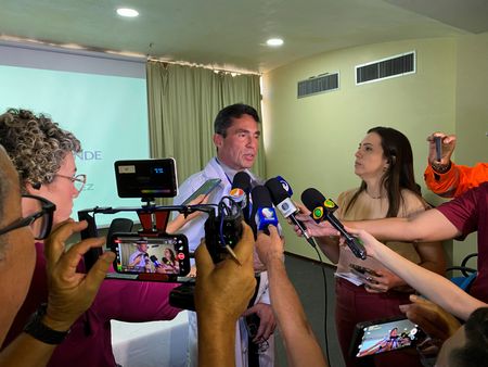 tagreuters.com2025binary_LYNXNPEL3A104-VIEWIMAGE