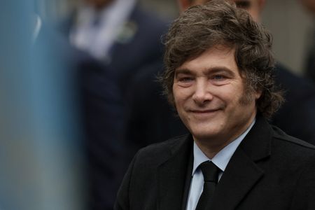 tagreuters.com2025binary_LYNXNPEL4O068-VIEWIMAGE