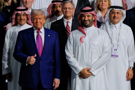 tagreuters.com2025binary_LYNXNPEL4T08Z-VIEWIMAGE