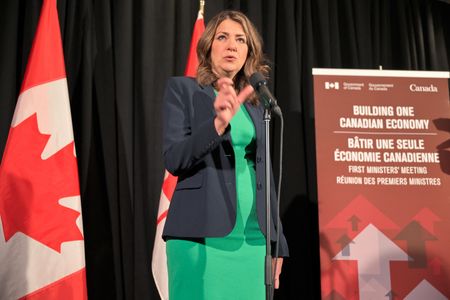 tagreuters.com2025binary_LYNXNPEL510XM-VIEWIMAGE