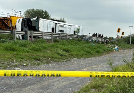 tagreuters.com2025binary_LYNXNPEL520YV-VIEWIMAGE