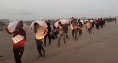 tagreuters.com2025binary_LYNXNPEL5214Q-VIEWIMAGE