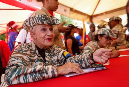 tagreuters.com2025binary_LYNXNPEL87053-VIEWIMAGE