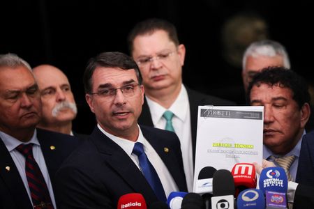 tagreuters.com2025binary_LYNXNPEL880VD-VIEWIMAGE