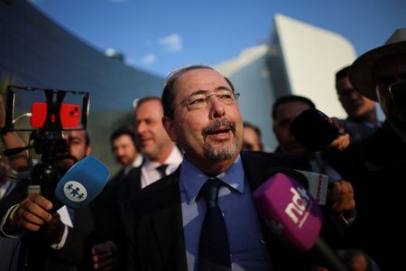 tagreuters.com2025binary_LYNXNPEL8811F-VIEWIMAGE