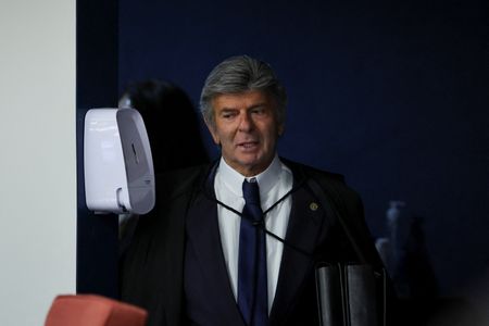 tagreuters.com2025binary_LYNXNPEL890KK-VIEWIMAGE