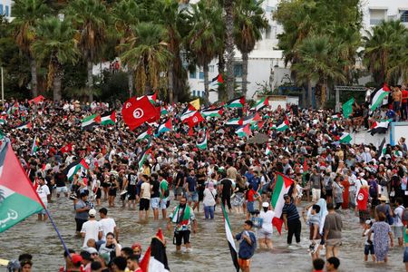 tagreuters.com2025binary_LYNXNPEL890RU-VIEWIMAGE