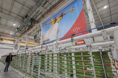 tagreuters.com2025binary_LYNXNPEL8A08B-VIEWIMAGE