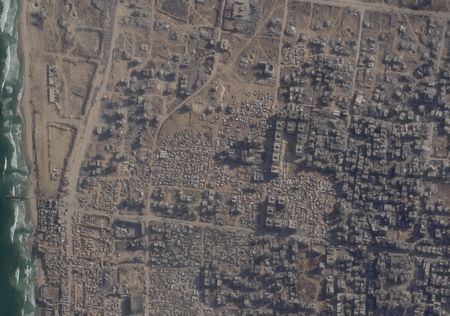 tagreuters.com2025binary_LYNXNPEL8A0L0-VIEWIMAGE