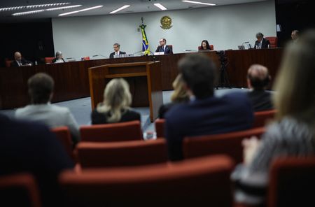 tagreuters.com2025binary_LYNXNPEL8A0TW-VIEWIMAGE