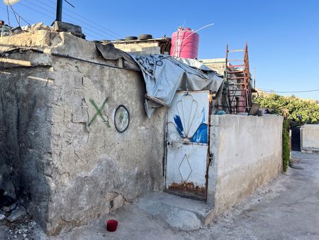 tagreuters.com2025binary_LYNXNPEL8B0FI-VIEWIMAGE